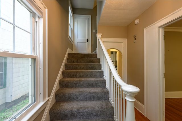 2189 Bellfield Avenue, Cleveland Heights, OH 44106