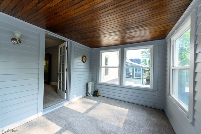 2189 Bellfield Avenue, Cleveland Heights, OH 44106