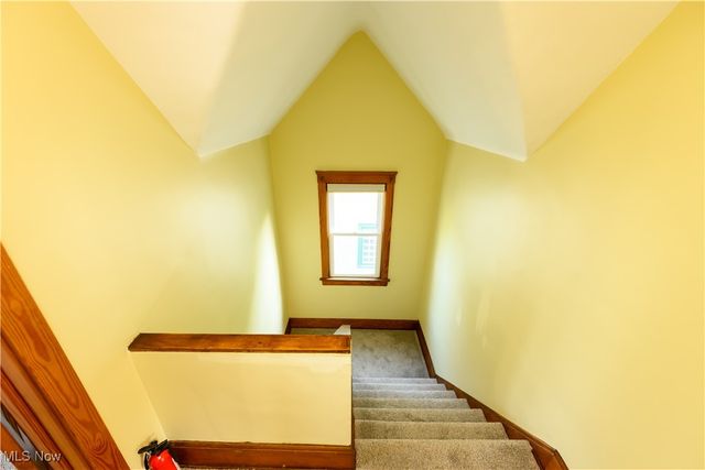 2189 Bellfield Avenue, Cleveland Heights, OH 44106