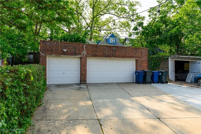 2189 Bellfield Avenue, Cleveland Heights, OH 44106