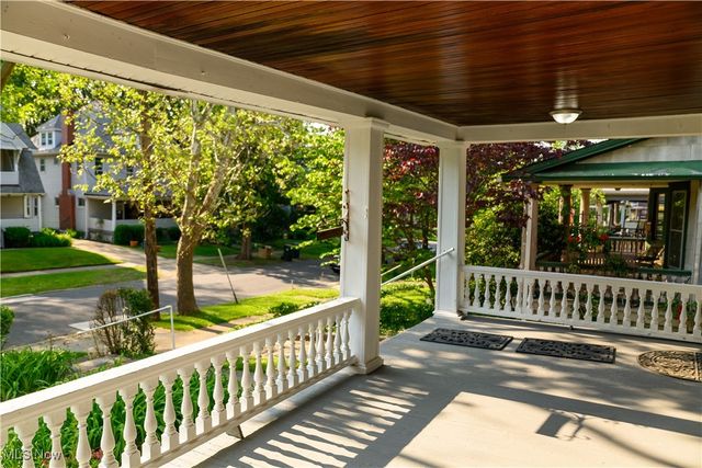 2189 Bellfield Avenue, Cleveland Heights, OH 44106