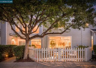 619 Commodore Dr, Richmond, CA 94804