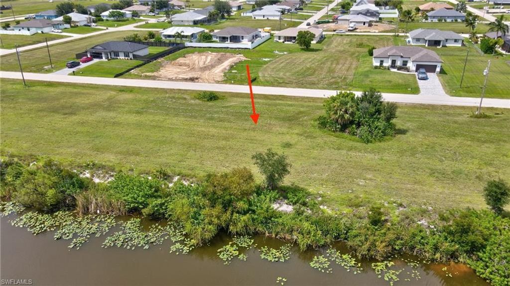 Image 8 of property listing at 1428 NW 11th TER, Cape Coral, FL 33993