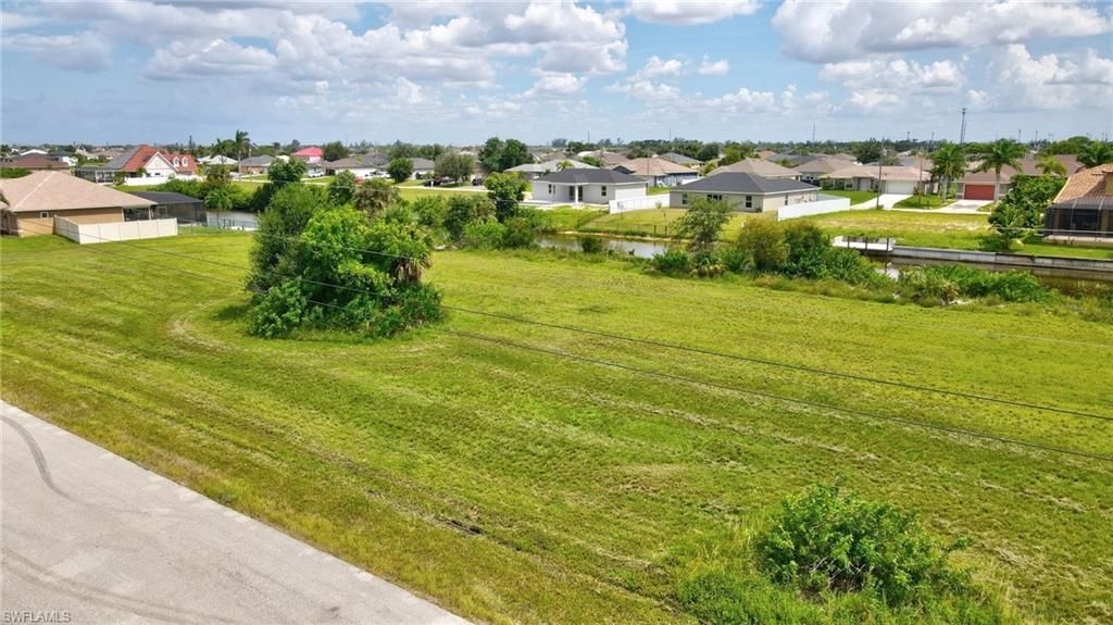 Image 9 of property listing at 1428 NW 11th TER, Cape Coral, FL 33993