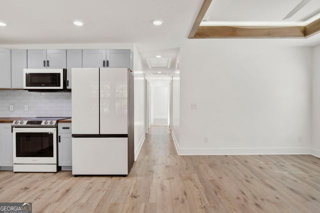 920 W 51st Street, Savannah, GA 31405