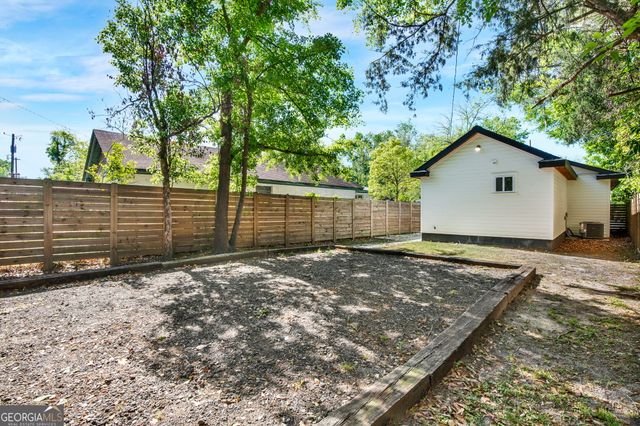 920 W 51st Street, Savannah, GA 31405