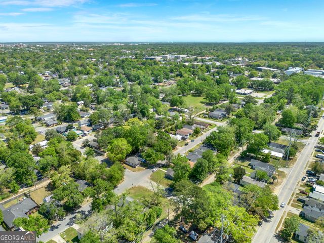 920 W 51st Street, Savannah, GA 31405