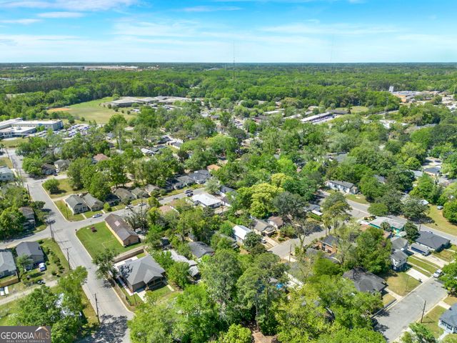 920 W 51st Street, Savannah, GA 31405