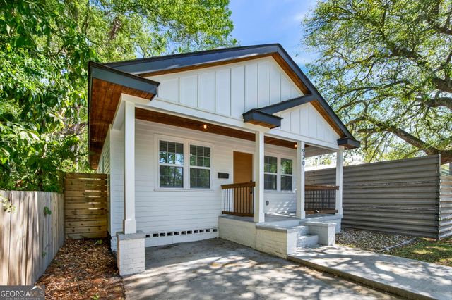 920 W 51st Street, Savannah, GA 31405