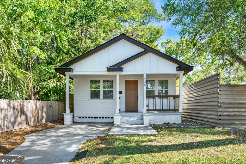 920 W 51st Street, Savannah, GA 31405
