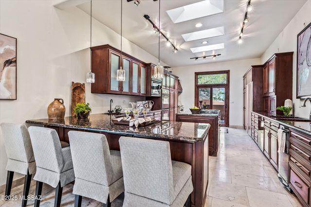 4701 E Winged Foot Drive, Tucson, AZ 85718