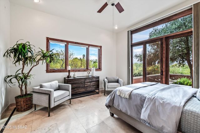 4701 E Winged Foot Drive, Tucson, AZ 85718