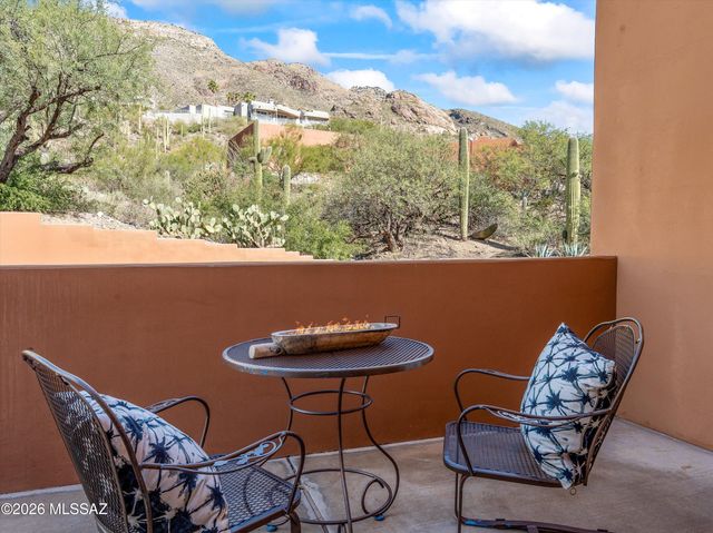 4701 E Winged Foot Drive, Tucson, AZ 85718