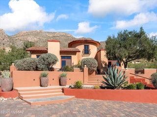4701 E Winged Foot Drive, Tucson, AZ 85718