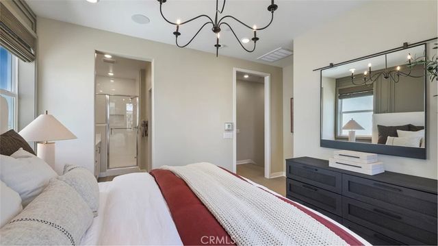 26862 Serif Place, Valencia, CA 91381