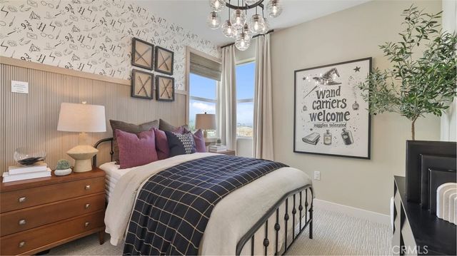 26862 Serif Place, Valencia, CA 91381
