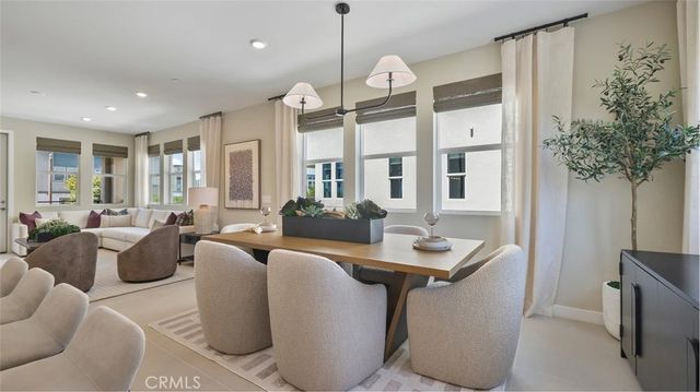 26862 Serif Place, Valencia, CA 91381