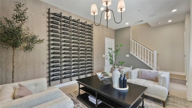 26862 Serif Place, Valencia, CA 91381