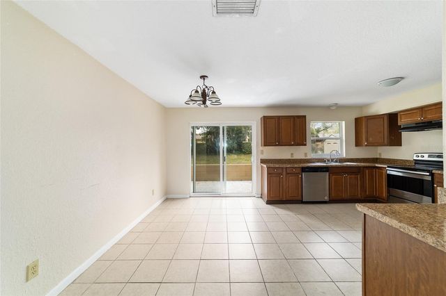 3212 NE 15TH AVENUE, Ocala, FL 34479