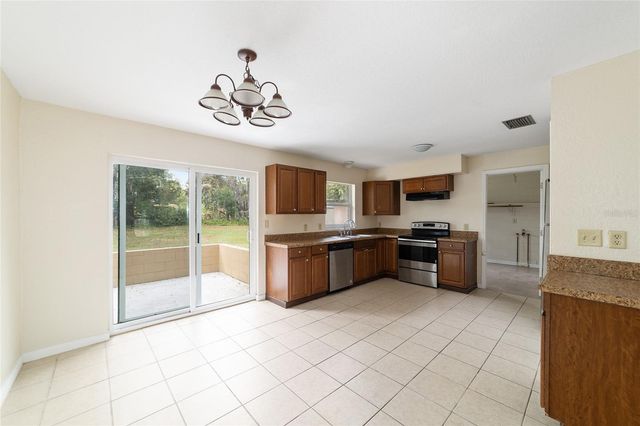 3212 NE 15TH AVENUE, Ocala, FL 34479