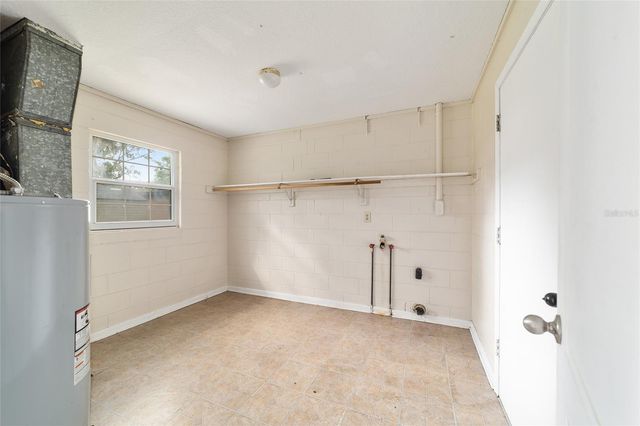 3212 NE 15TH AVENUE, Ocala, FL 34479