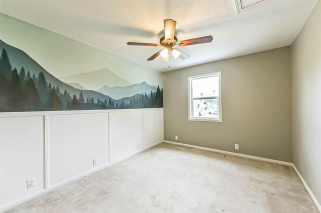 131 County Rd 3201, Cleveland, TX 77327