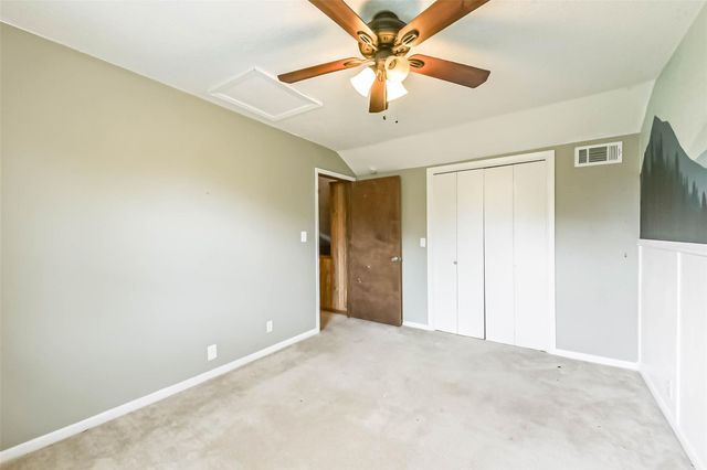 131 County Rd 3201, Cleveland, TX 77327