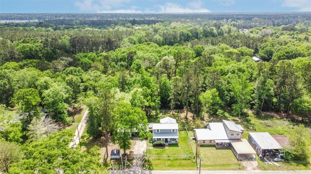 131 County Rd 3201, Cleveland, TX 77327