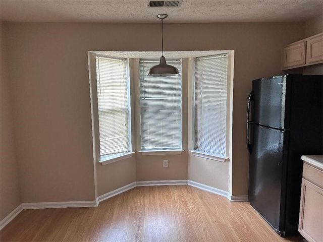 908 Vintage Pointe Drive, Lawrenceville, GA 30044