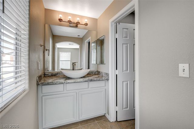 5618 Moccasin Point Street, Las Vegas, NV 89148