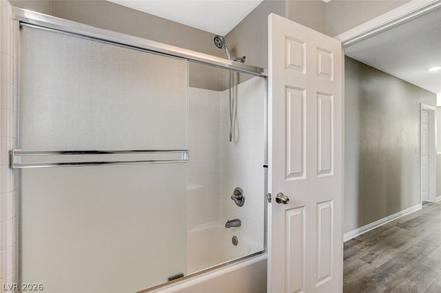 5618 Moccasin Point Street, Las Vegas, NV 89148