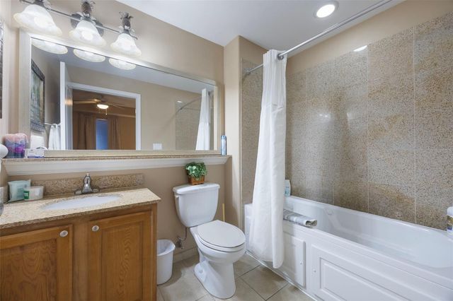 13427 BLUE HERON BEACH DRIVE 306, Orlando, FL 32821