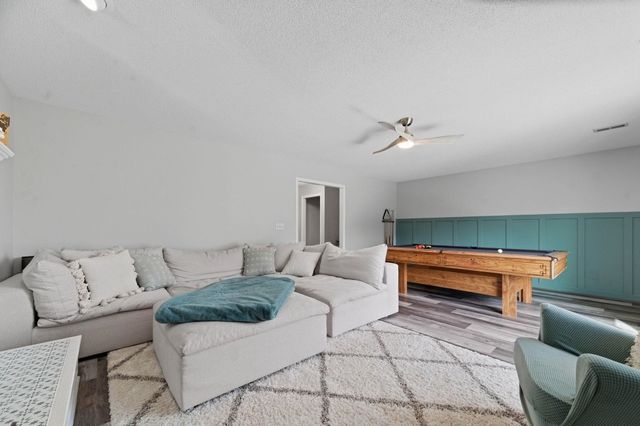 1936 N Grace Avenue Ct, Andover, KS 67002