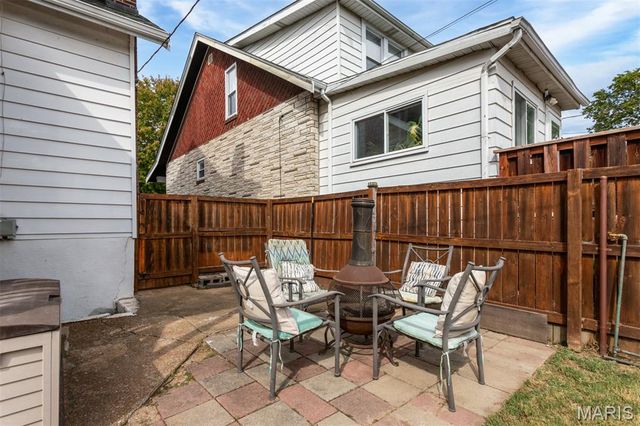 6432 Wanda Avenue, St Louis, MO 63116