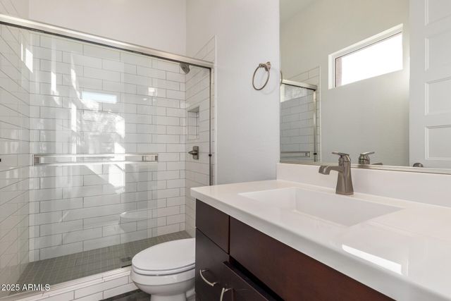 1136 E LA MIRADA Drive, Phoenix, AZ 85042