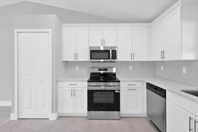 3393 NW 38th Avenue, Okeechobee, FL 34972