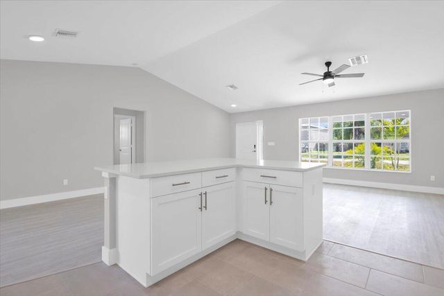 3393 NW 38th Avenue, Okeechobee, FL 34972