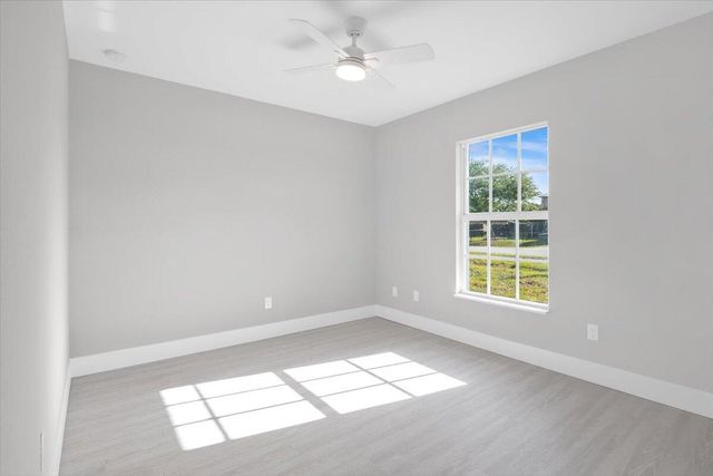 3393 NW 38th Avenue, Okeechobee, FL 34972