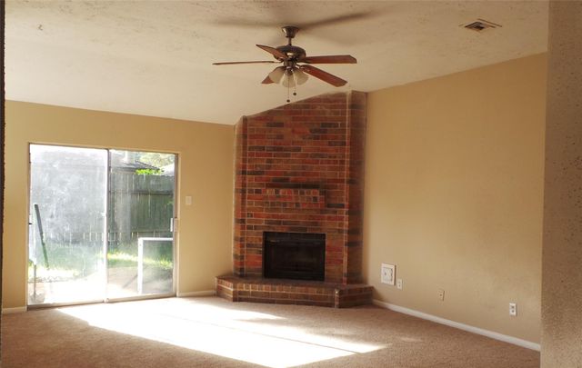 15227 Beechnut Street, Houston, TX 77083