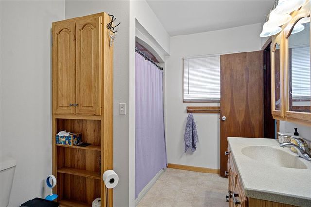 1027 Pershing Street, Eau Claire, WI 54703