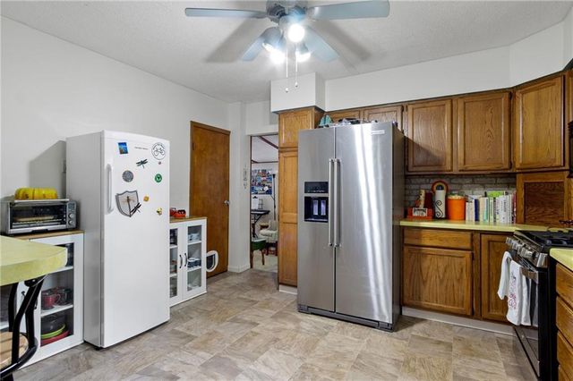 1027 Pershing Street, Eau Claire, WI 54703