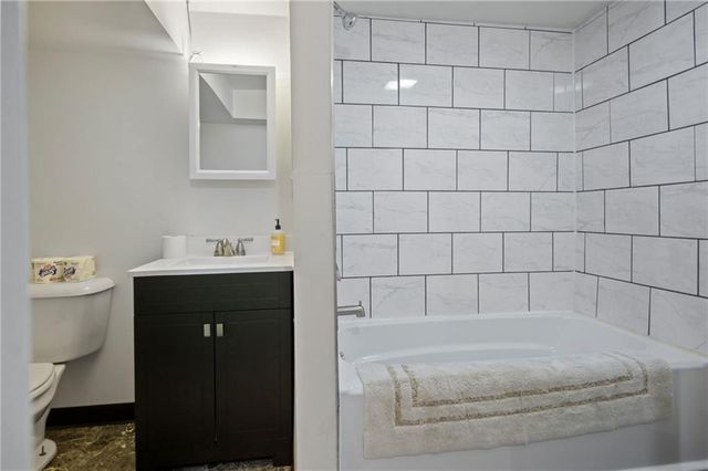 1027 Pershing Street, Eau Claire, WI 54703