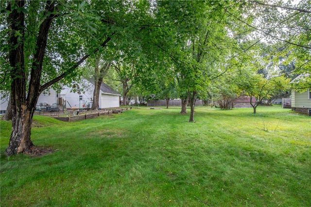 1027 Pershing Street, Eau Claire, WI 54703