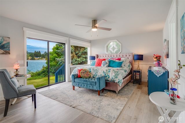 5341 S Bercot Road, Freeland, WA 98249