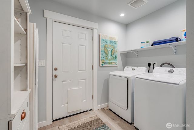 5341 S Bercot Road, Freeland, WA 98249