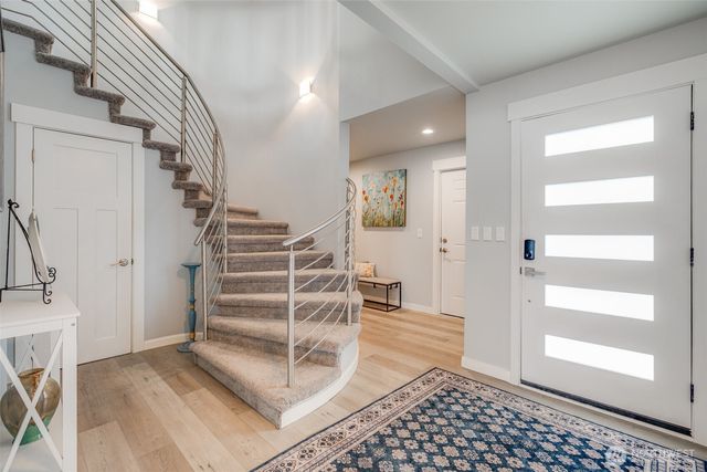 5341 S Bercot Road, Freeland, WA 98249