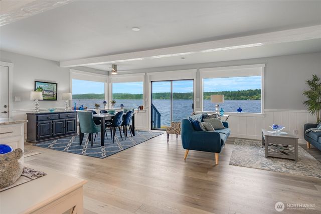 5341 S Bercot Road, Freeland, WA 98249