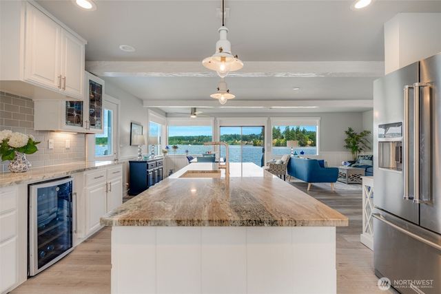 5341 S Bercot Road, Freeland, WA 98249