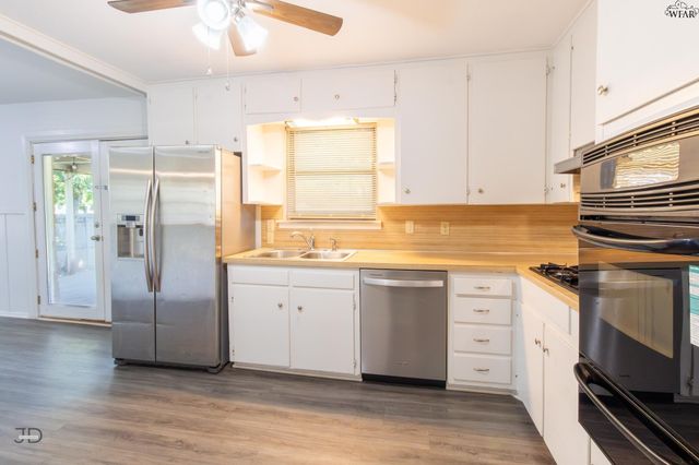 1933 PAWHUSKA DRIVE, Wichita Falls, TX 76309
