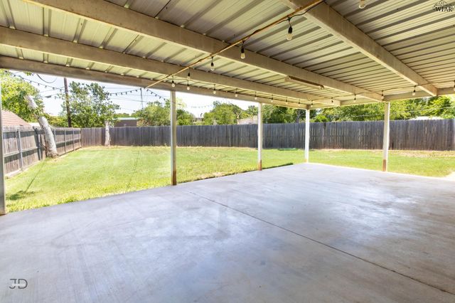 1933 PAWHUSKA DRIVE, Wichita Falls, TX 76309